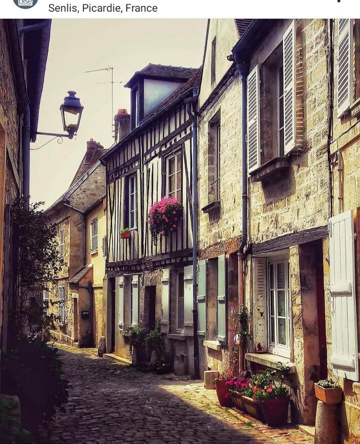 Wisteria Cottage Fleurines Экстерьер фото
